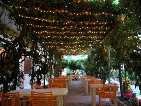 Albergo Lavagnese Lavagna Buitenkant foto